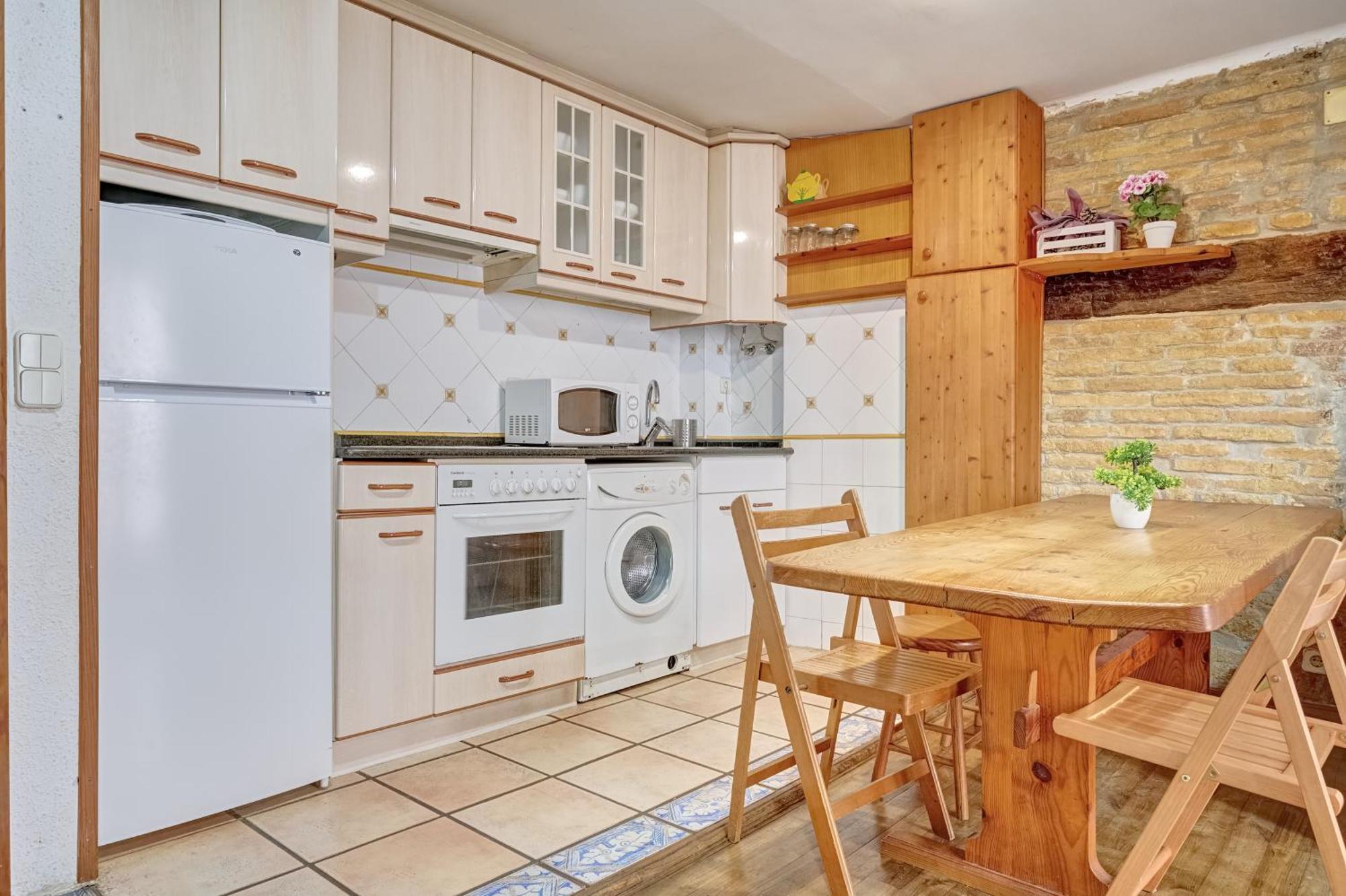 Casa Ana Mari II By Clabao Lejlighed Pamplona Eksteriør billede