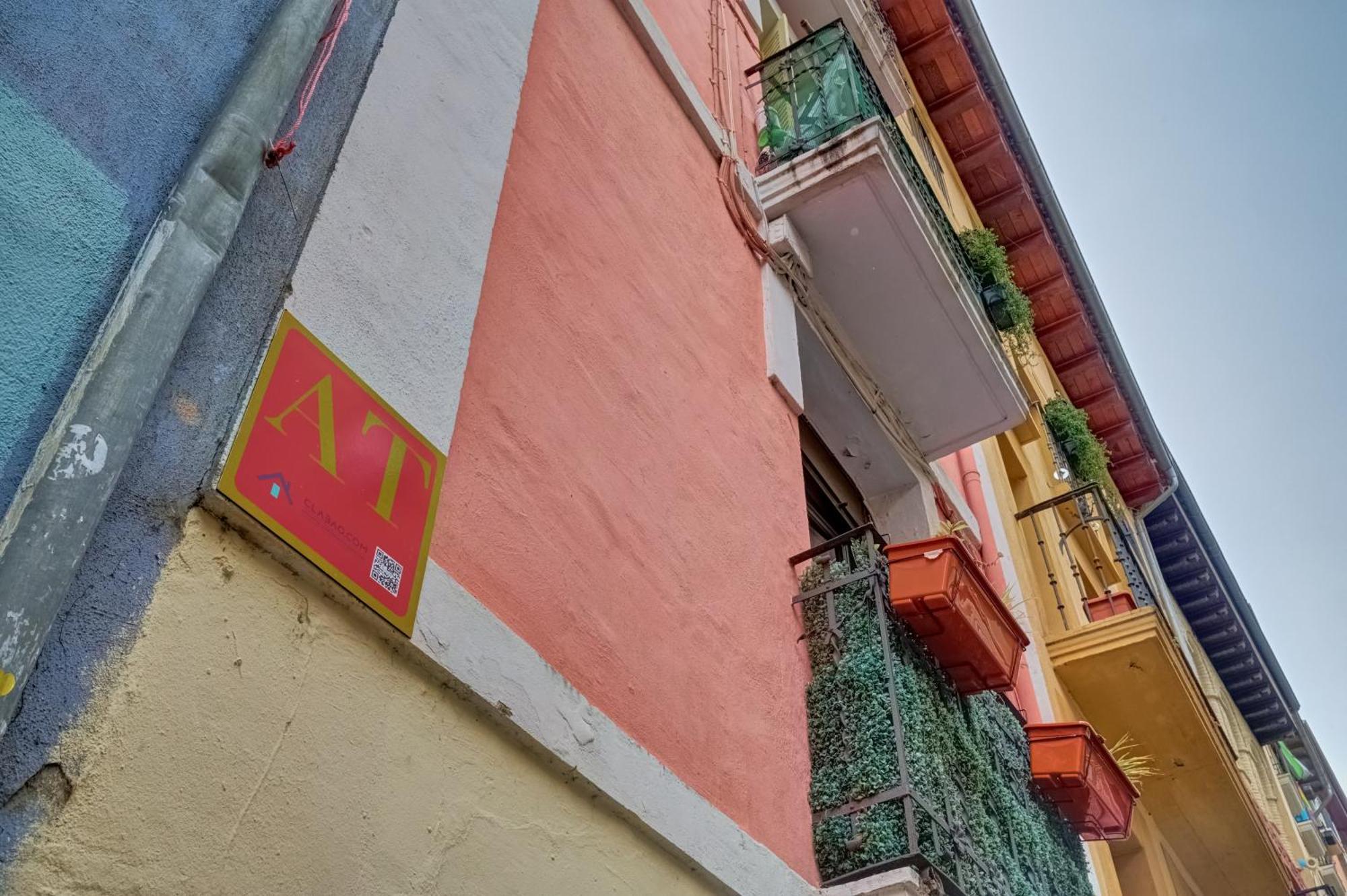 Casa Ana Mari II By Clabao Lejlighed Pamplona Eksteriør billede